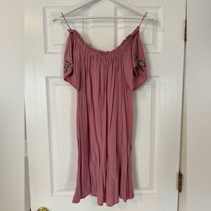Women’s Abercrombie & Fitch Off-the-Shoulder Dress (Medium - Pink)